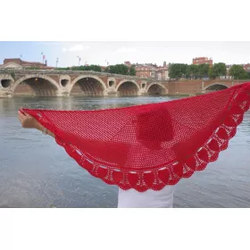 Lune rouge - crochet shawl