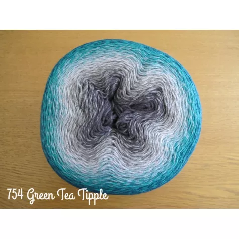 Whirl - gradient yarn