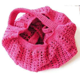 String bags in crochet