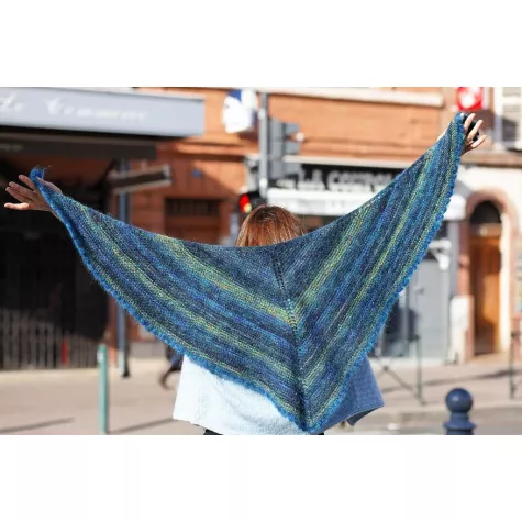 Out of the Blue - knitted shawl with crocheted border